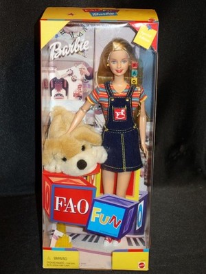 1999 FAO SCHWARZ FOA FUN Barbie Long Blonde Hair & Patrick the Pup 24943 NRFB