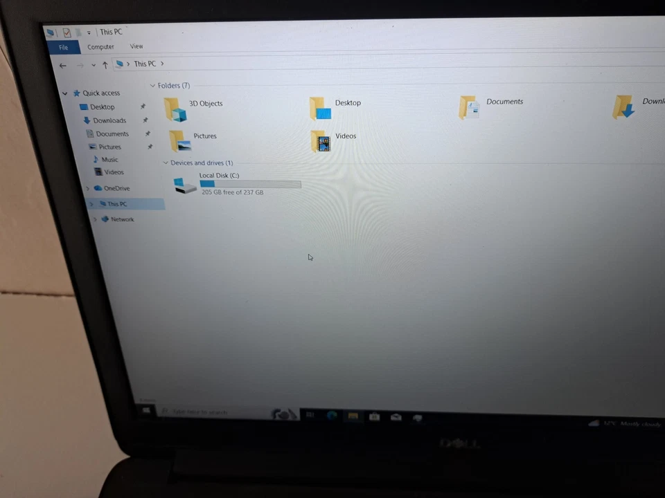 Dell Latitude 3500 · i5-8145U · 8GB · 256GB, photo 4 of 5
