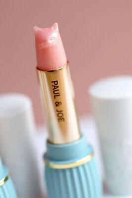 PAUL & JOE Cat Lipstick Refill - Limited Edition - 402 Pearl Lipstick New in Box
