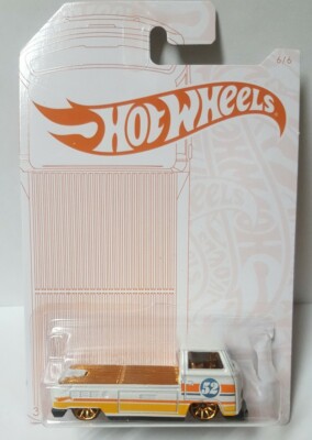 Hot Wheels 2020 Pearl & Chrome 52nd Anniversary Volkswagen