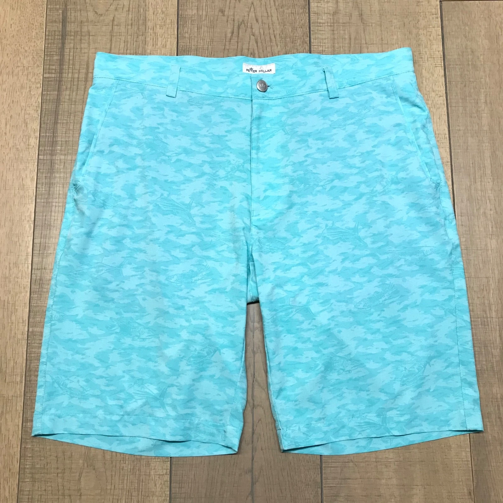 Peter Millar Crown Sport Shorts Mens Size 35 Blue Fish Print Beach Golf Stretch