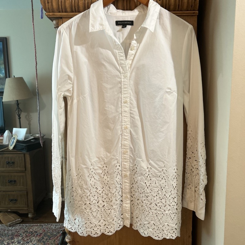 Banana Republic Women's White Eyelet Blouse Size Large