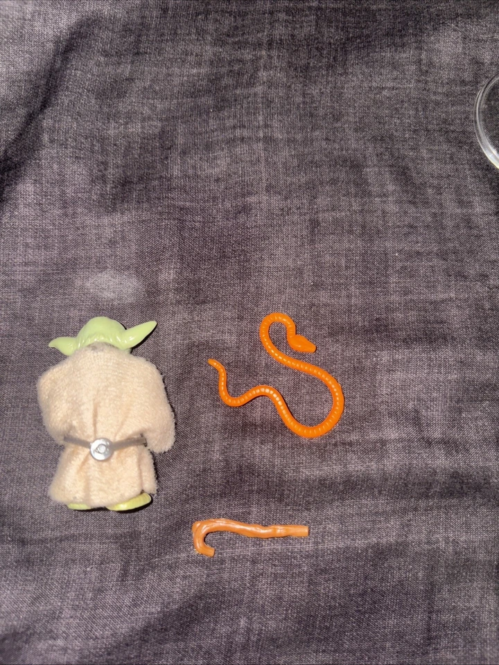 Vintage 1980 Kenner YODA Star Wars Figure 100% Complete No Repro Very Nice - Image 3 of 3