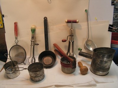 Lot Of 10 Vintage Kitchen Tools Flour Sifter Juicer Metal Painted Wooden Handled