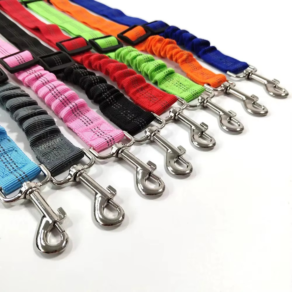 Cintura di Sicurezza Auto per Cani–Imbracatura Nylon Regolabile Riflettente con Elastico per Viaggiare Sicuri
