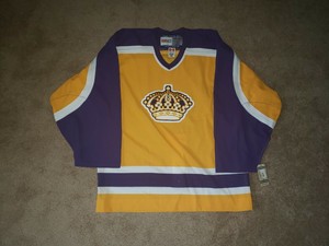 mic hockey jersey