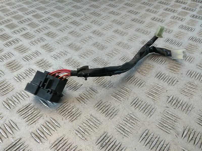 Yamaha XP 500 T-MAX (2000-2003) Fuse Box | eBay