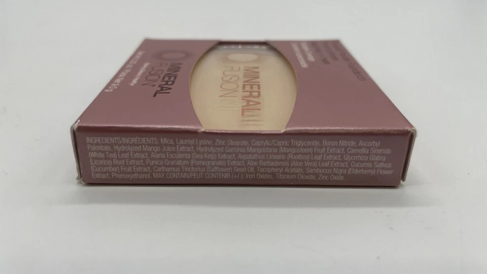 MINERAL FUSION PRESSED POWDER FOUNDATION NEUTRAL 1 FAIR SKIN W/PEACHY UNDERTONES - Image 3 of 4