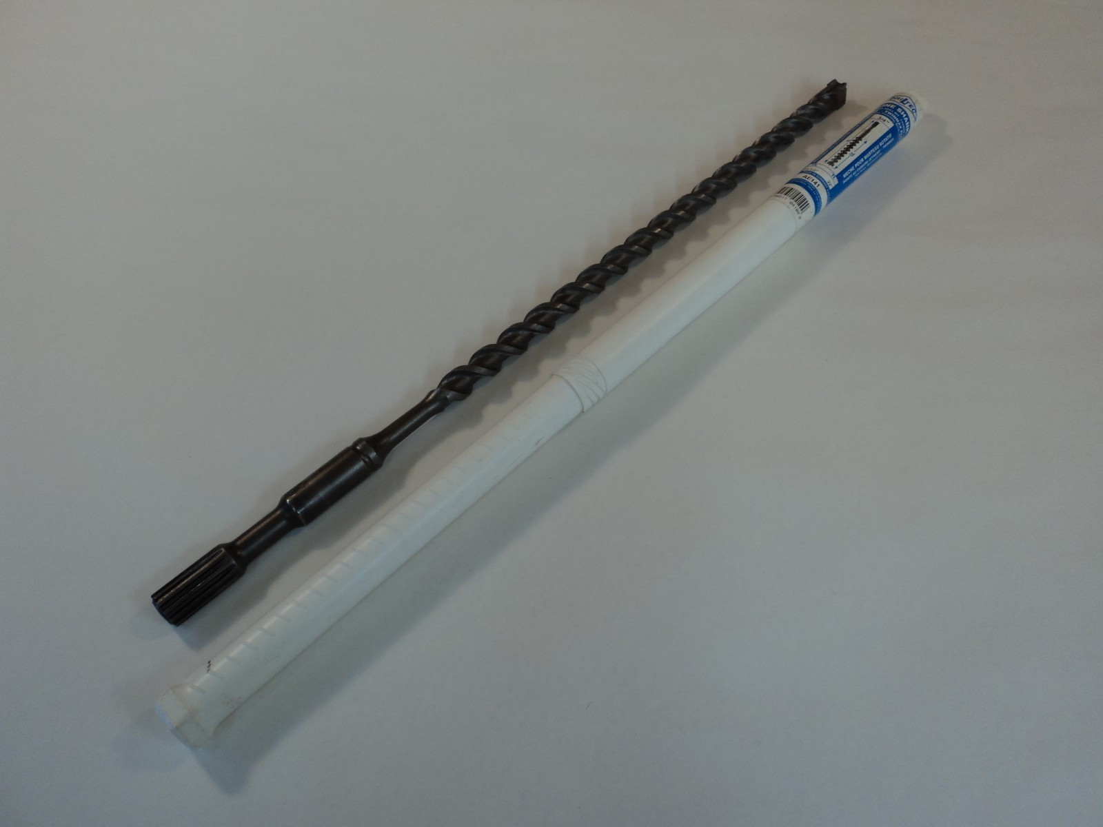 Driltec Rotary Hammer Drill Bit 3/4in Concrete 22 Inch Spline Shank AE141