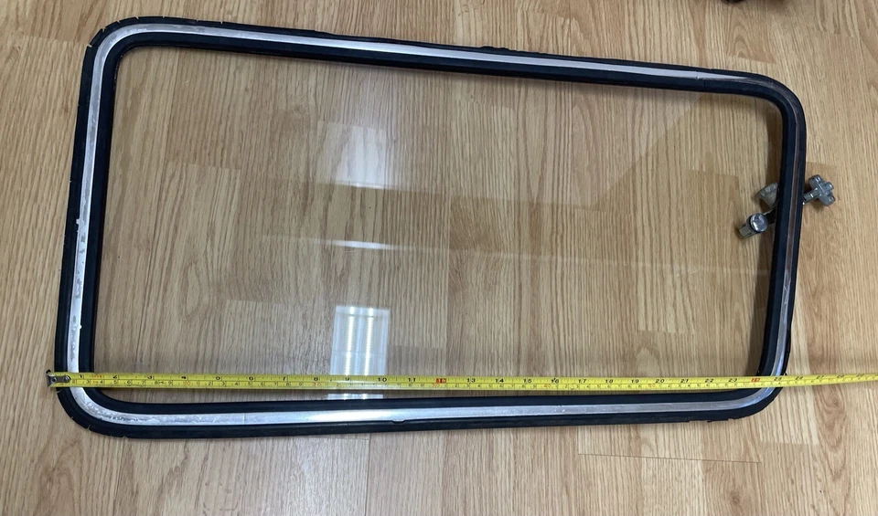 Vintage VW Volkswagen Type 3 Squareback Rear Window 1960's-70's SEKURIT-1 Rare - Image 4 of 4