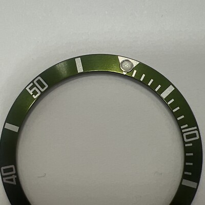 ペコ GENUINE Rolex Submariner 16610LV Bezel Insert Light Green Kermit