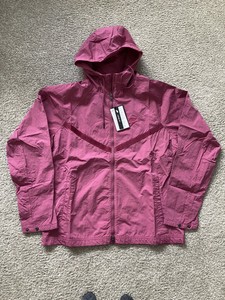 nike winterized windrunner