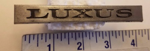 VINTAGE BUICK LUXUS 70'S EMBLEM DECAL 9678384 (CE 614) - Picture 1 of 3