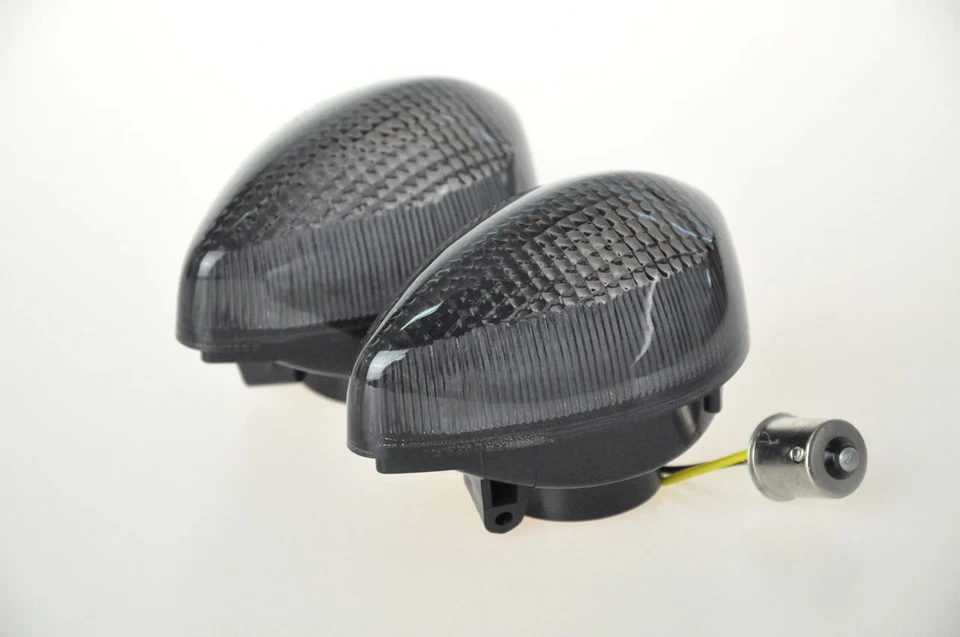 Señal de giro LED compatible con Yamaha R1 R3 R6 FZ6/R FZ1/8 FZ07/09 MT07/09 XSR700/900 humo Foto 2 de 4