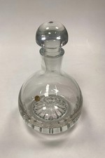 Decanter in vetro lucido con coperchio