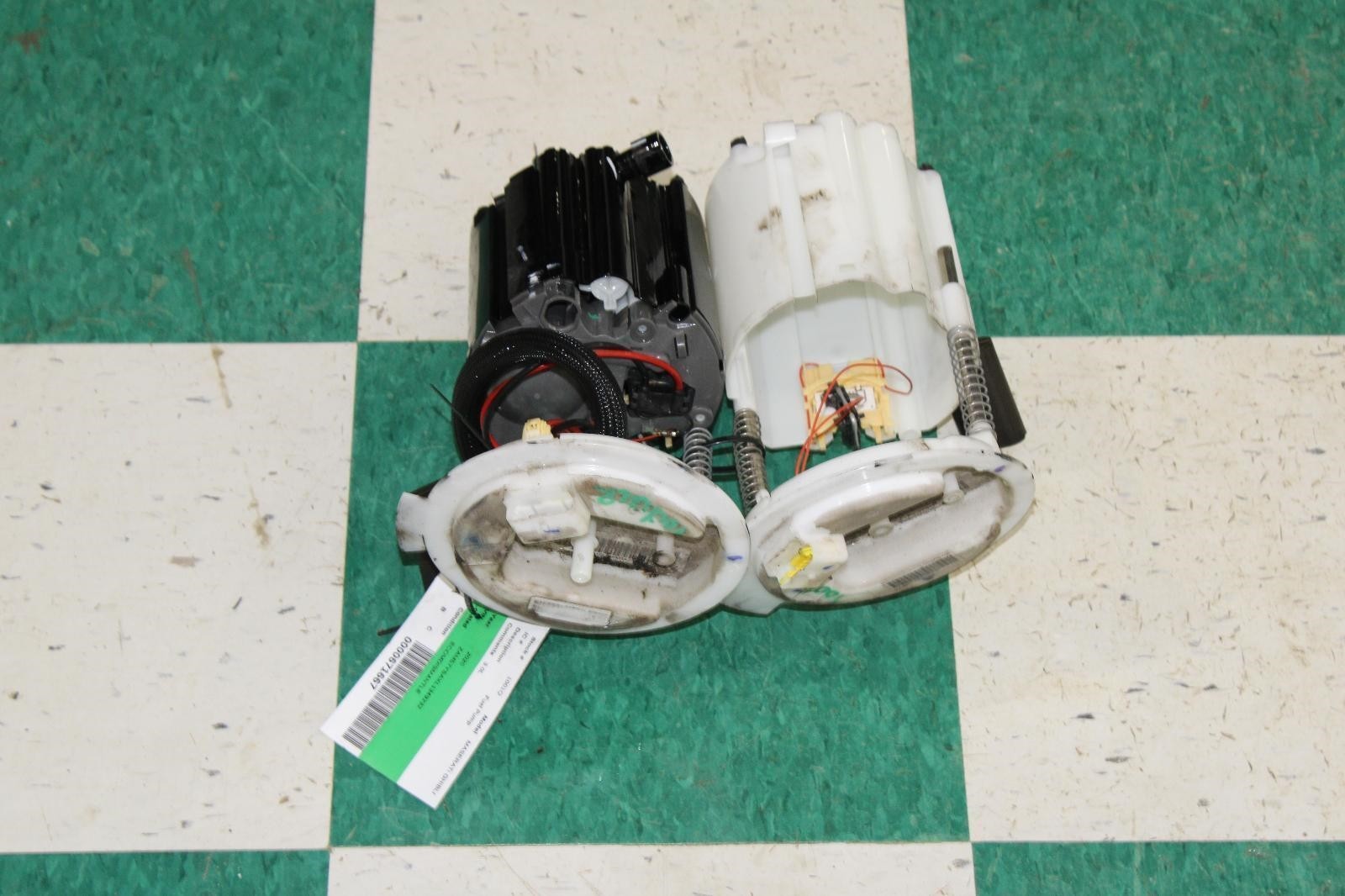 14-21 Ghibli 3.0L Gas Pair LH RH Fuel Pump Sending Unit OEM Factory WTY OE WTY
