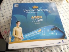 Ultra RARE Inflight 1:200 AIRBUS A350 Vietnam Airlines, Hard to Find, Perfect!