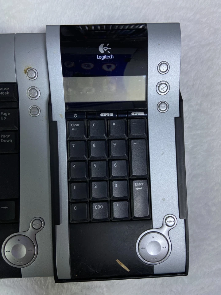 LOGITECH DiNovo Cordless Desktop Keyboard Numeric Pad Mouse & Mini Receiver 2004 - Image 2 of 4