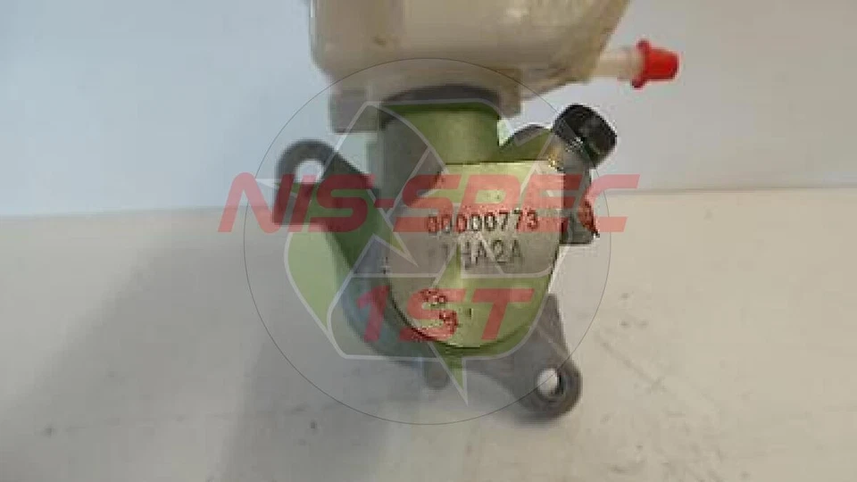 Cilindro maestro de freno Nissan MICRA MK4 (K13) 1HA2A Foto 4 de 4