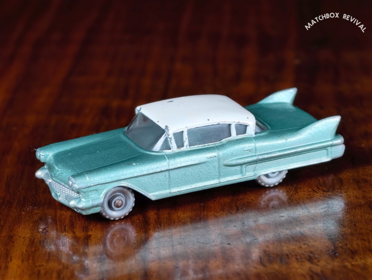 マッチボックス　レズニー　No.27 キャデラック Rare Green Lesney Matchbox No.27c Cadillac Sixty Special & Box | eBay