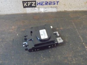 Mercedes C-Klasse W204 Innenraumsteuergerät 2048702789 212143