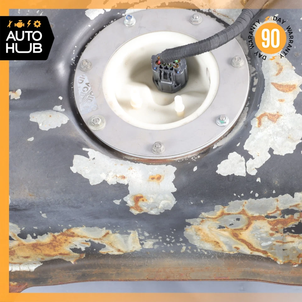 10-19 Aston Martin Rapide Gas Fuel Tank Reservoir Assembly OEM 11k - Image 3 of 4