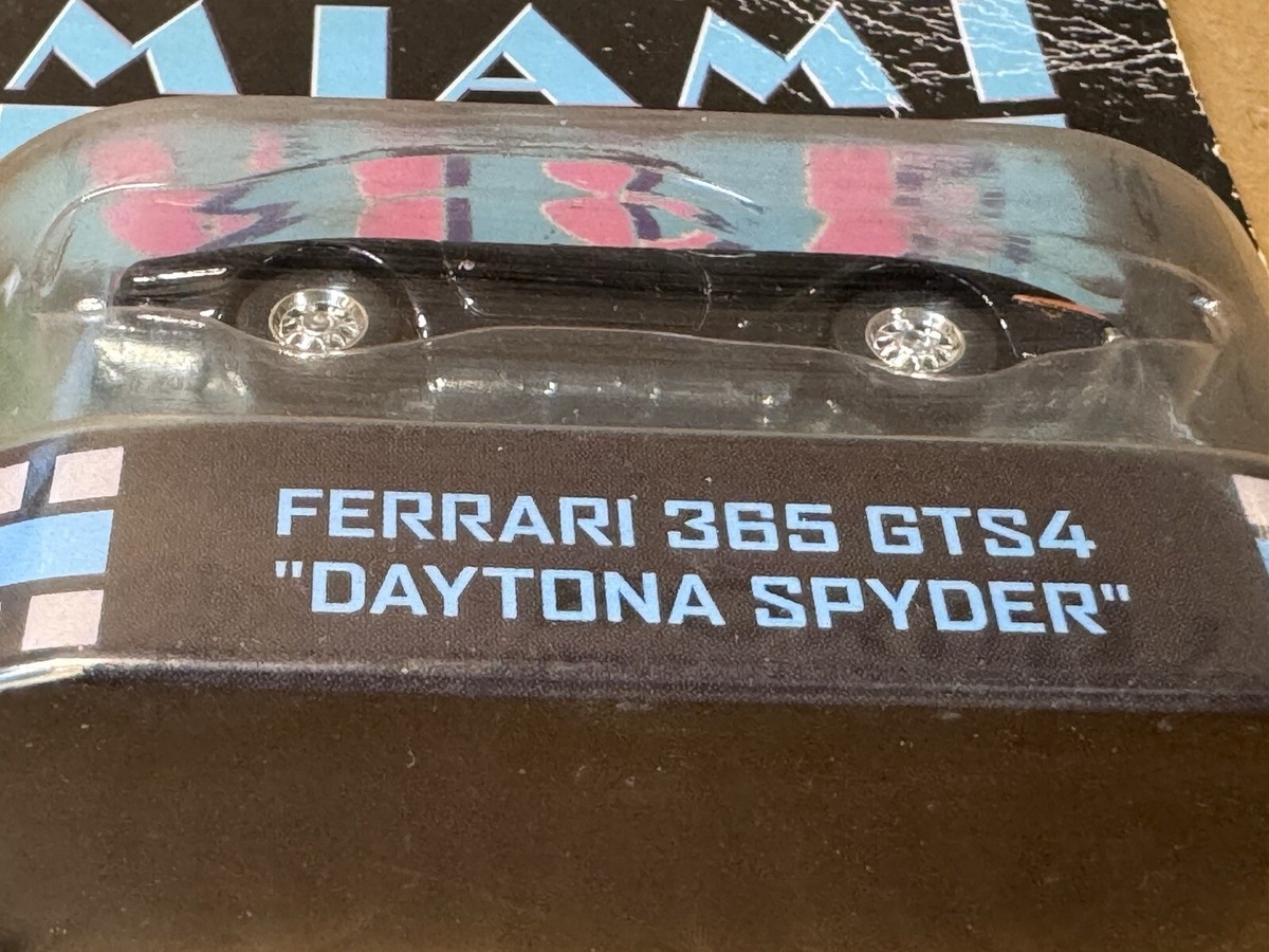 Hot Wheels Retro Entertainment Miami Vice FERRARI 365 GTS4 DAYTONA
