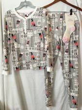 New Secret Treasures Womens Cozy Dog Top Jogger With Socks Pajama set Snowflake