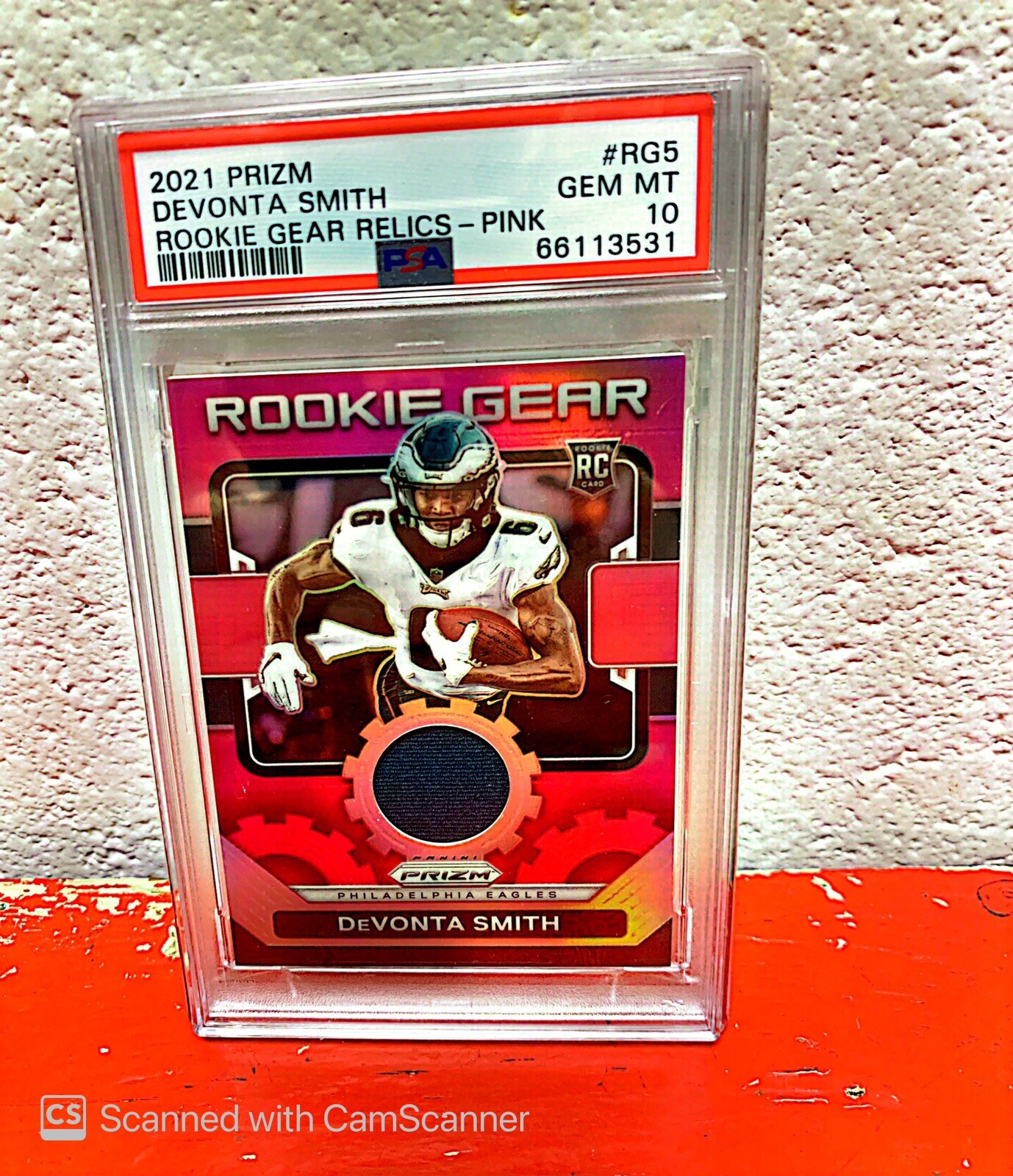 DeVonta Smith Panini Prizm Rookie Gear Relics #RG5 Pink