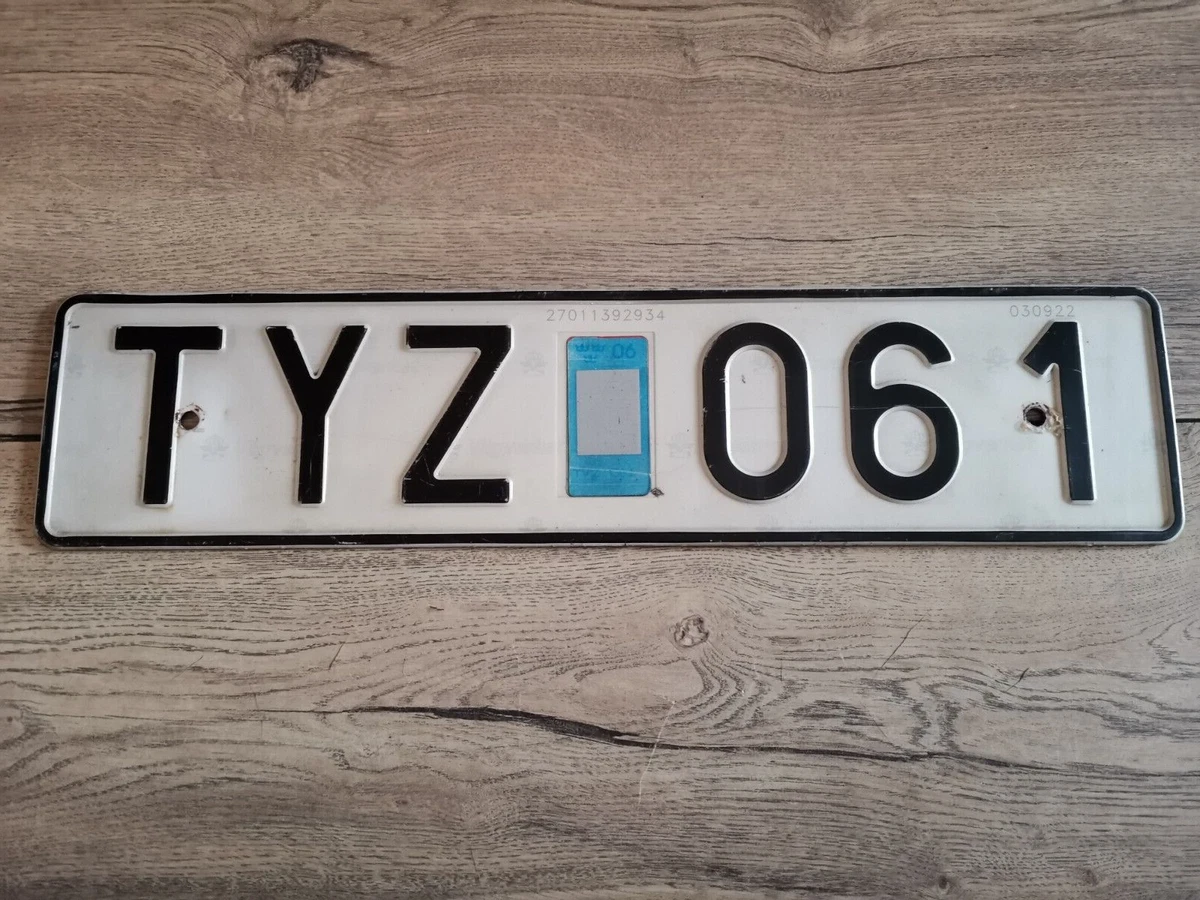 SWEDEN VINTAGE LICENSE PLATE TYZ 061