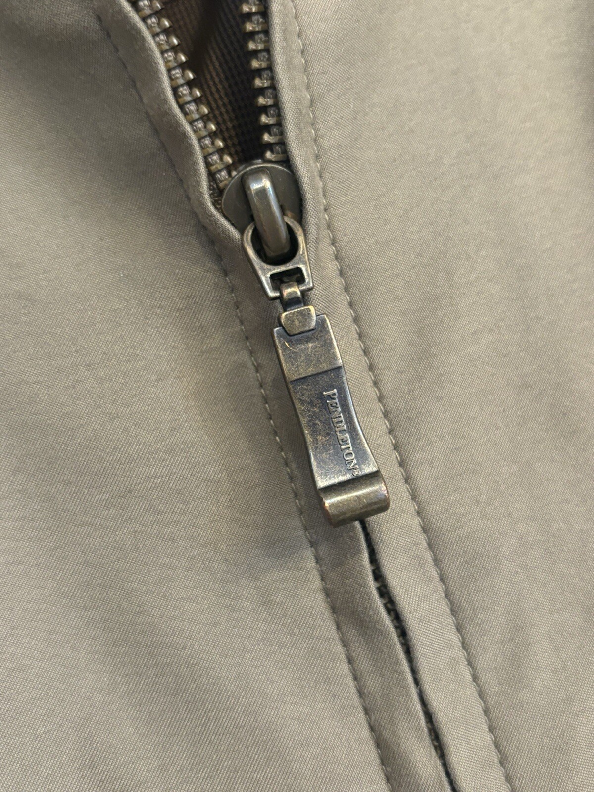 Pendleton Men’s Lightweight Zip Front Lined Bombe… - image 8