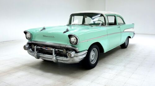 1957 Chevrolet Bel Air/150/210 2-Door Sedan
