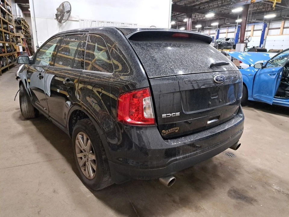 Cilindro maestro de freno 2013 Edge Sku#4124861 Foto 2 de 4