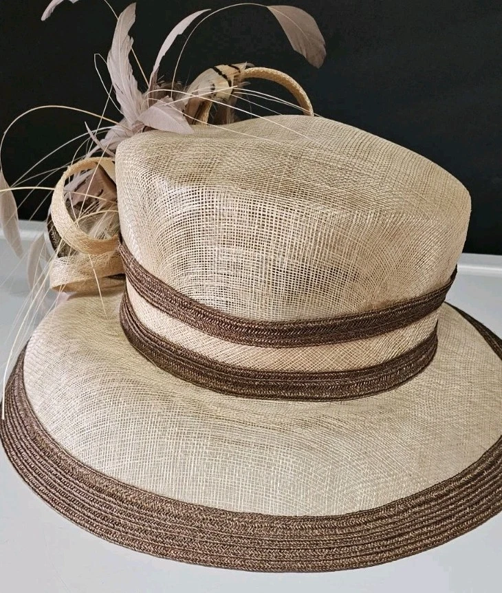 Vintage Cathy Allen Designs USA Straw Feather & Bow Womensn Kentucky Derby Hat - Image 3 of 4