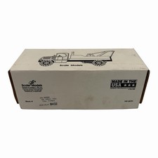 Mack Tow Truck 1935 Scale Model Metal Coin Bank Toy Collectible Serial 0432