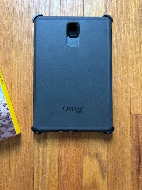 OtterBox Defender Series Case With Kickstand For Samsung Galaxy Tab S4 - Black - Image 3 of 4