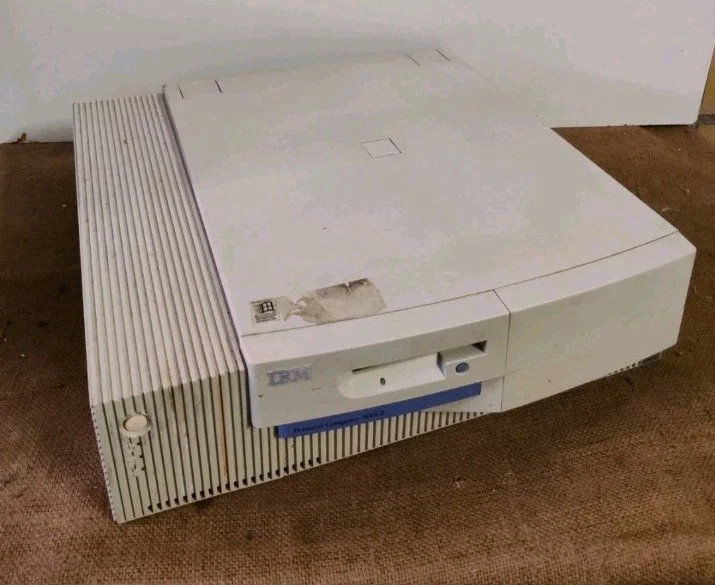 IBM 300GL Pc Computer Vintage RetroGame Intel Celeron + HDD MAXTOR - Floppy 3,5" - Bild 2 von 4