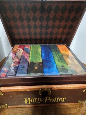 Harry Potter First American Edition Hard Cover 7 Book Set  Special Chest SEALED