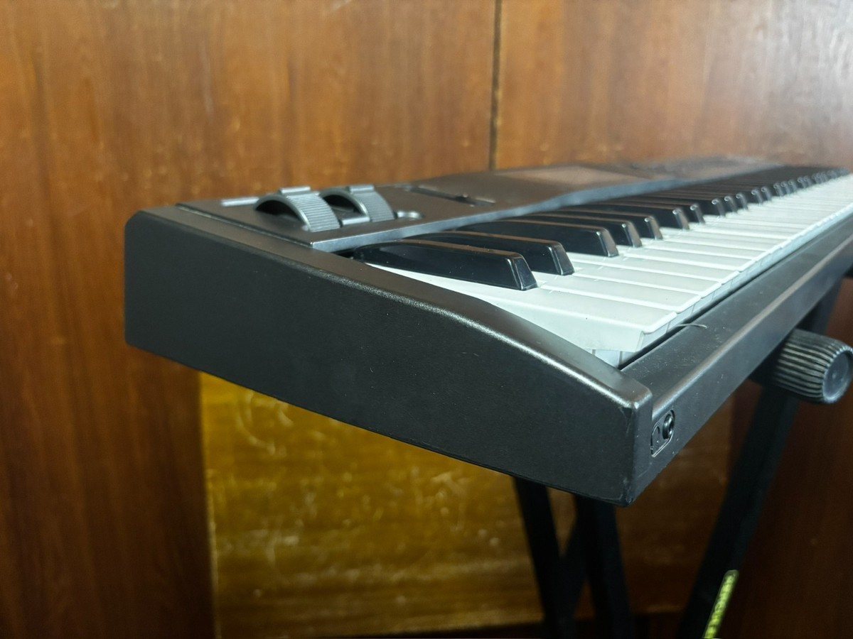 Korg X5D MUSIC SYNTHESIZER 01/w series w/ bag power supply New