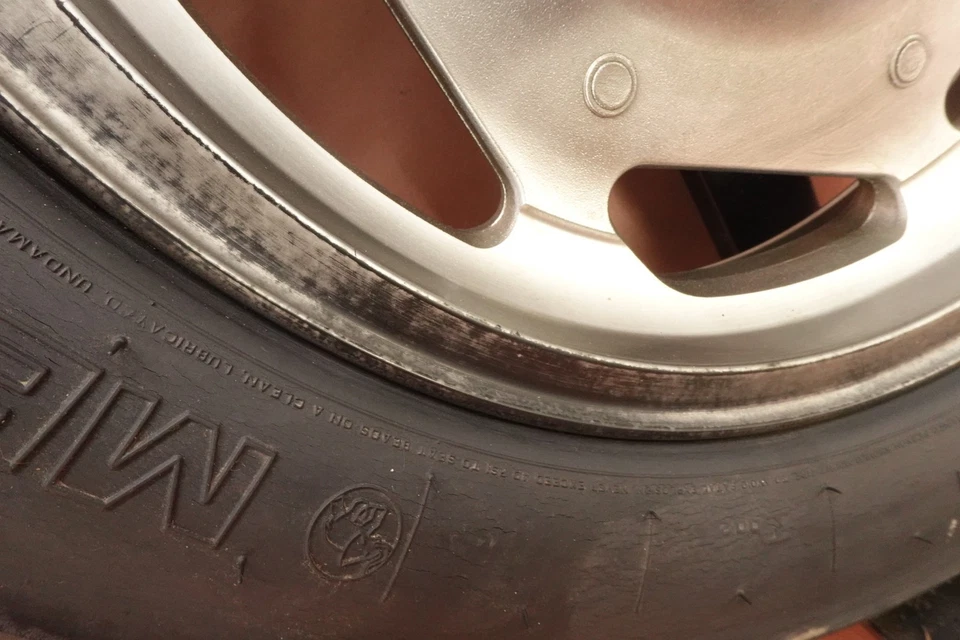 Llanta delantera Metzeler 2002-2008 Kawasaki Vulcan 1600 VN1600 150/80-16 Foto 2 de 4