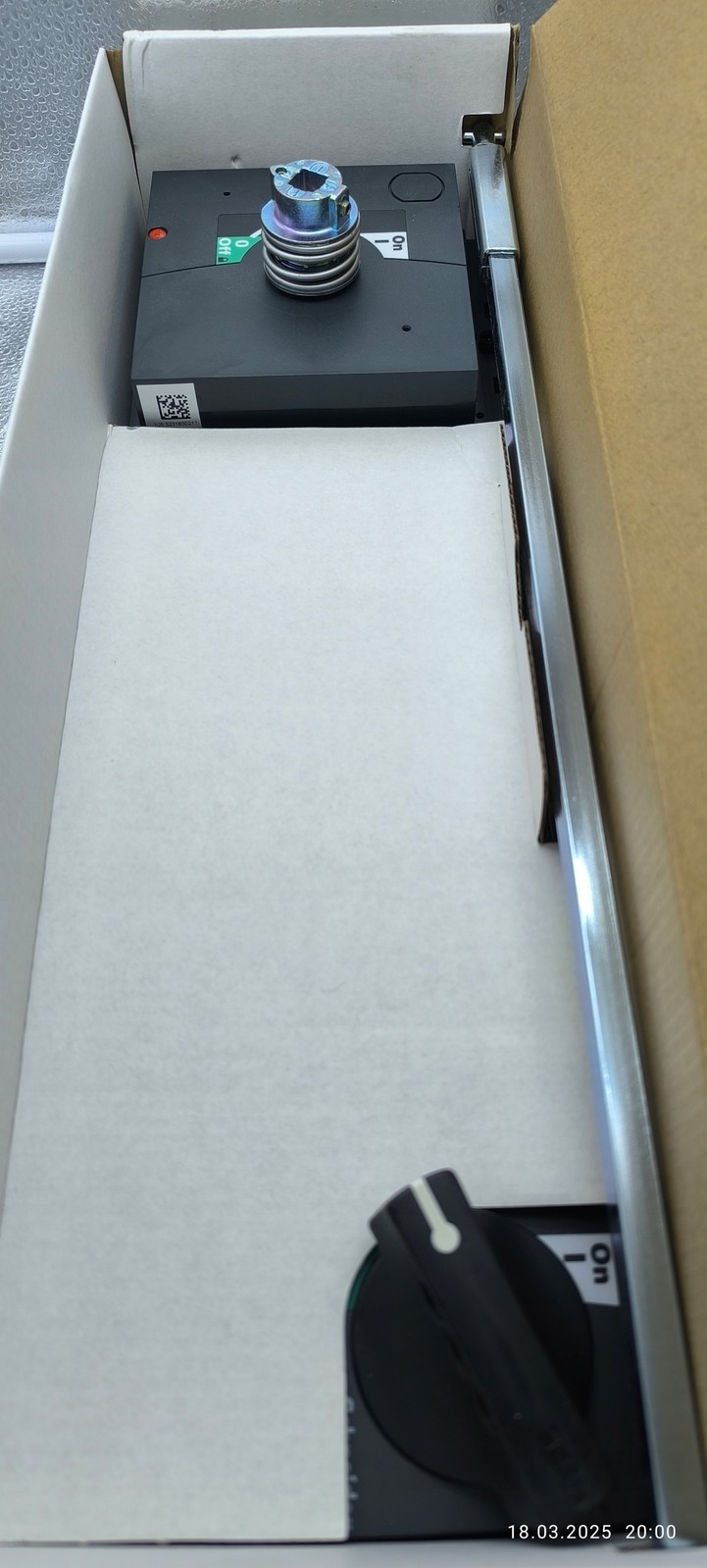 LV432603 ROTARY ACTUATOR TELESCOPIC 500M ComPact NSX400...630