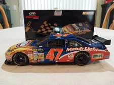 Marcos Ambrose 2009 #47 KINGSFORD TOYOTA 1/24 Checkered Flag Sports ROOKIE !!