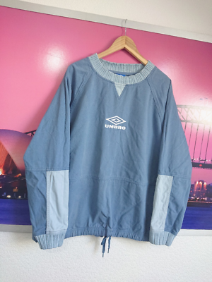 ウェア XL UMBRO Iconic Drill Top liam Gallagher Made famous by Liam Gallagher himself, this iconic Umbro