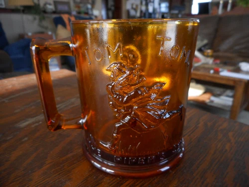 Vintage amber glass Humpty Dumpty Pied Pipers son Antique Cup Childs Collectible