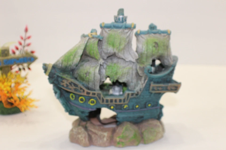 Decoração de naufrágio de aquário afundado 6 x 6 x 2,5 decoração barco e placa navio caverna - Imagem 4 de 4