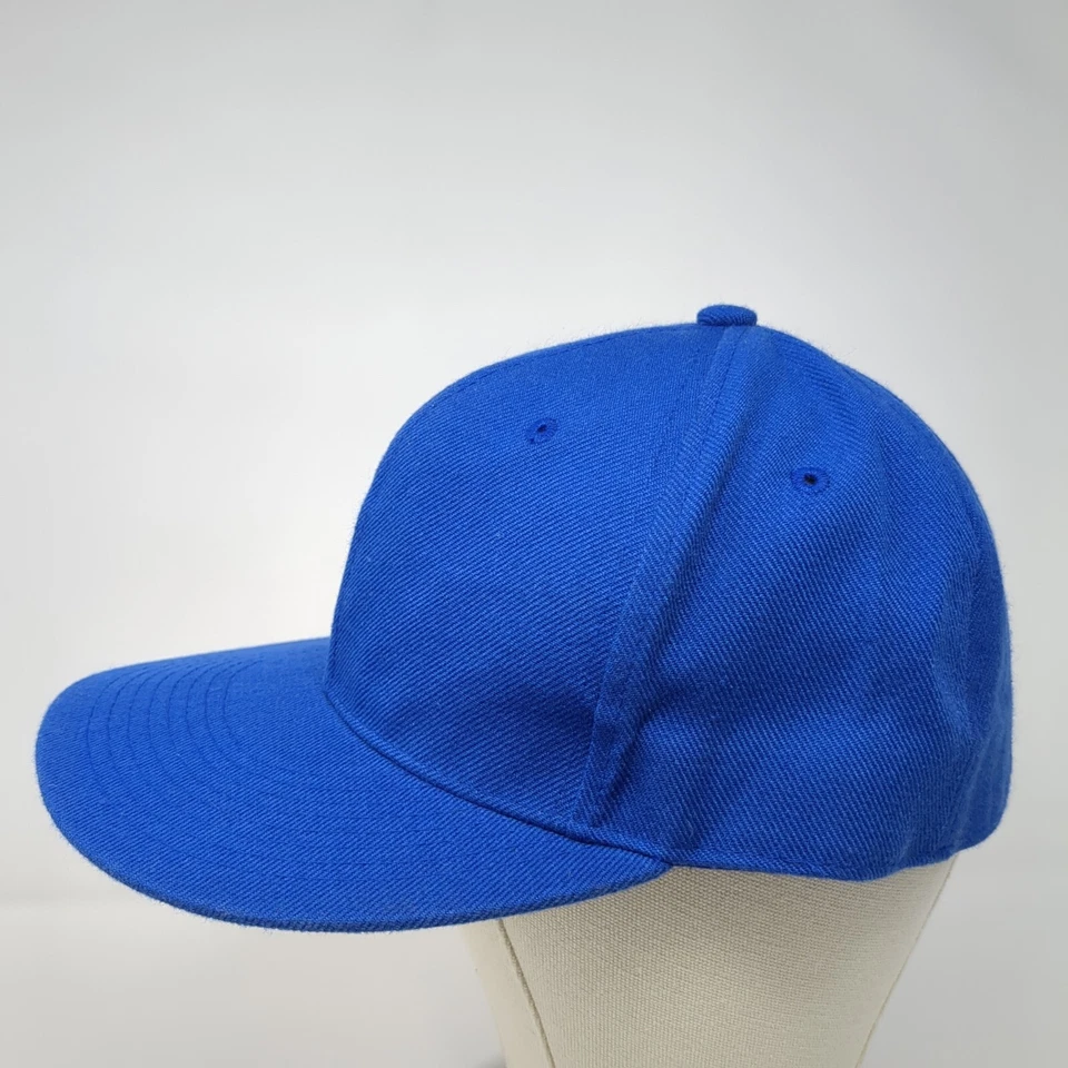 Sombrero ajustado Leader azul 7 1/2 sólido 6 paneles orificios de ventilación en blanco exterior Foto 3 de 4