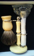 Chrome 3 Pc Grooming Razor Badger Brush Shaving Kit  Dual Stand Deluxe Gift Set