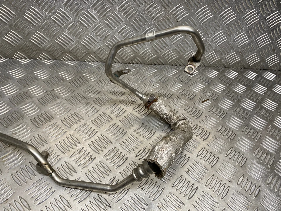 MANGUERA TUBO ACEITE CAJA CAMBIOS GASOLINA AUDI RS4 RS5 B8.5 4.2 8K0317818CQ Foto 3 de 4