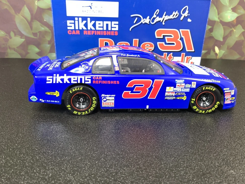 REVELL DALE EARNHARDT JR #31 SIKKENS 1997 MNTE CARLO BLUE 1:18 - Image 3 of 4