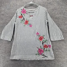 Soft Surroundings Shirt Womens Small 3/4 Sleeve White Gray Striped V Neck